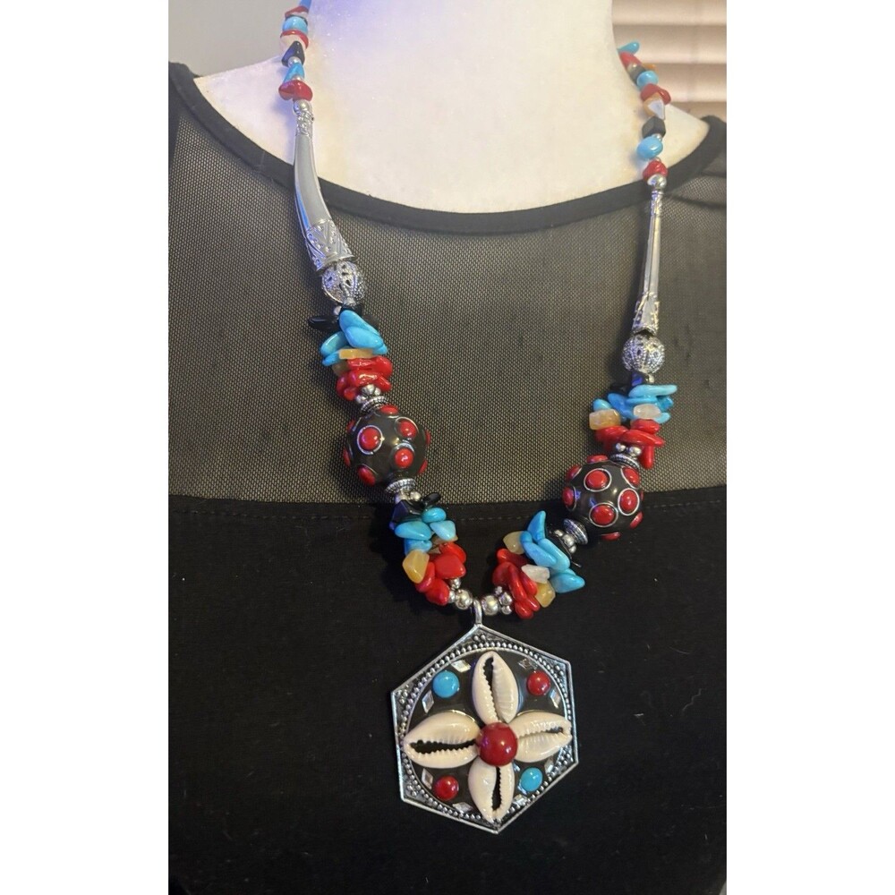 Boho Cowrie Shell Pendant Necklace Tribal Southwestern Statement Silver Tone